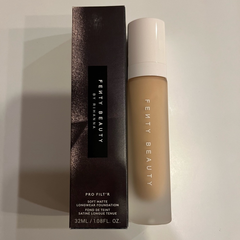 Fenty Beauty Pro Filt’r Soft Matte Longwear Liquid Foundation-190